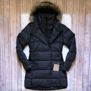 The North Face Women’s New Dealio Down Black Parka